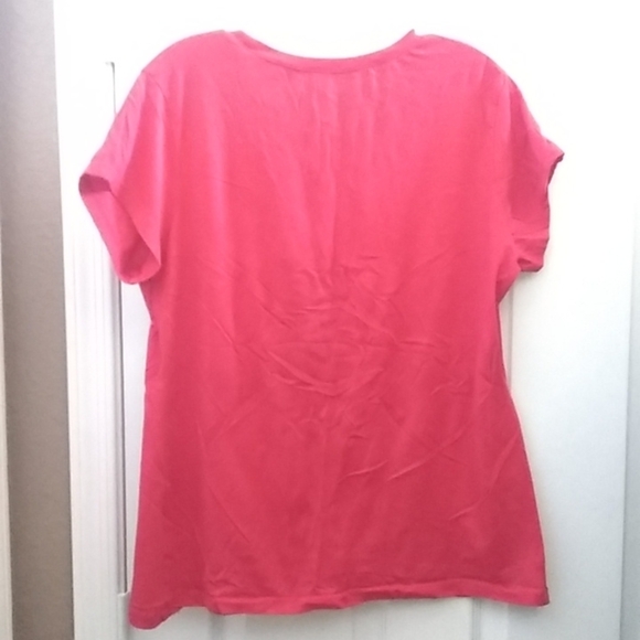 FINAL MARKDOWN Juniors' Wound Up "Fa La Llama" Tee (XXXL/21) - Picture 7 of 7